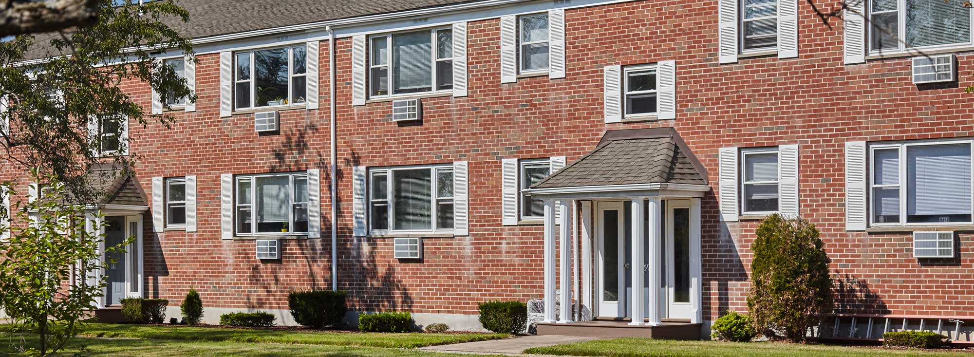 Colonial Village Apartments