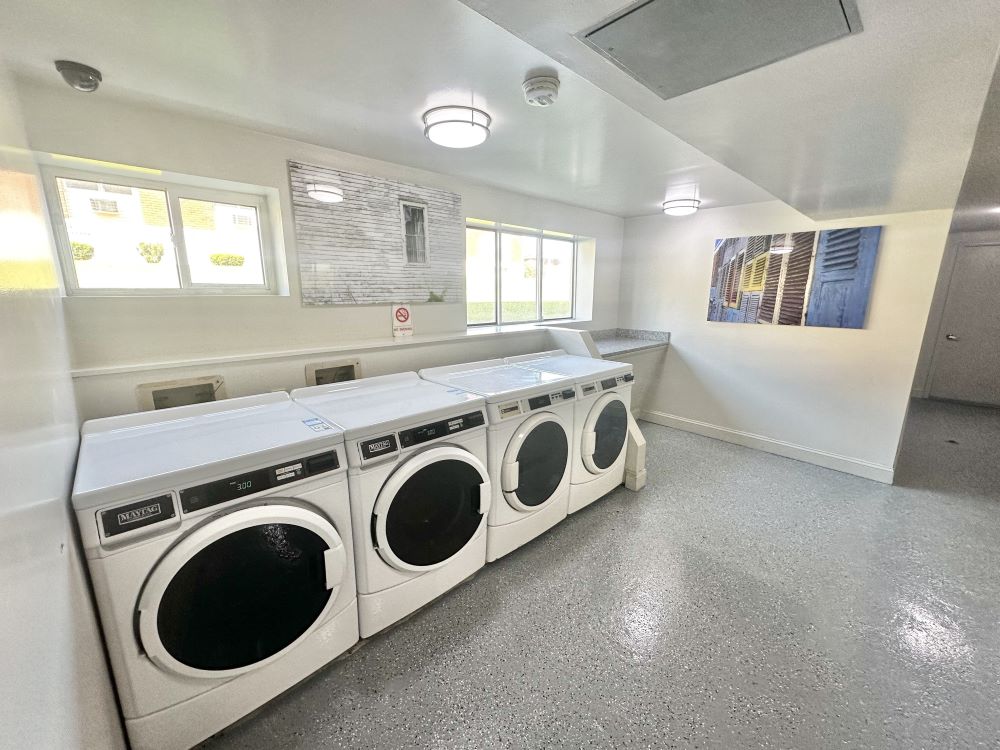 Dutchess Apartments photo 4